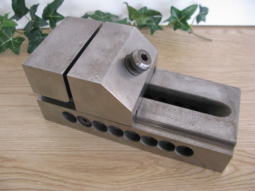 Precision toolmaker vise - vise, 7"